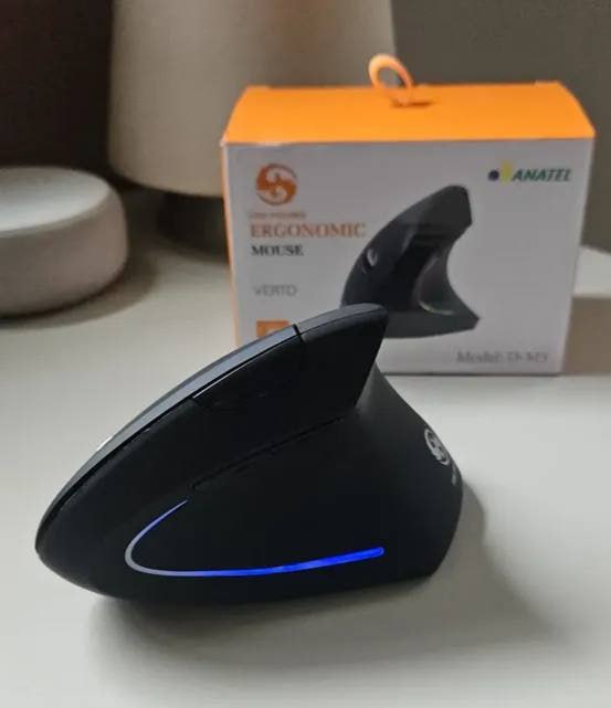 Mouse Vertical Ergonômico Recarregável Sem Fio Bluetooth USB 2.4G 1600 DPI