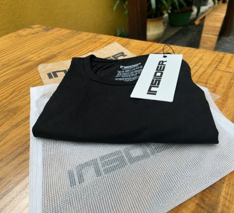 Camiseta Básica Tech Daily Insider