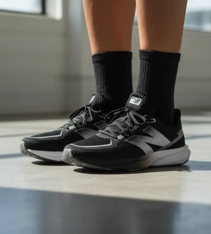 Tênis New Balance Flash V7