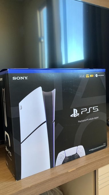 PLAYSTATION 5 DIGITAL 825GB