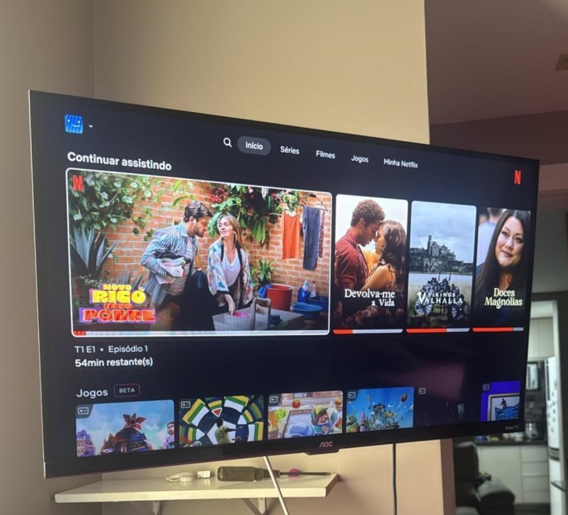 Smart TV LCD LED 32" AOC 32S5155/78G - Wi-Fi, HD, Quad Core, Dolby Áudio, 60 Hz