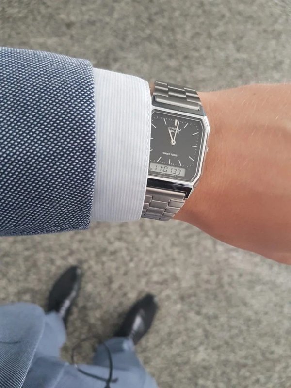 Relógio Casio Unissex Vintage Prata AQ-230A-1DMQ Prateado