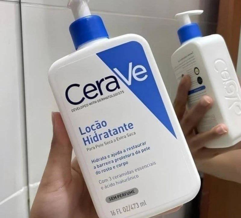Loção Hidratante Corporal CeraVe com Ácido Hialurônico e 3 Ceramidas Essenciais, 340ml