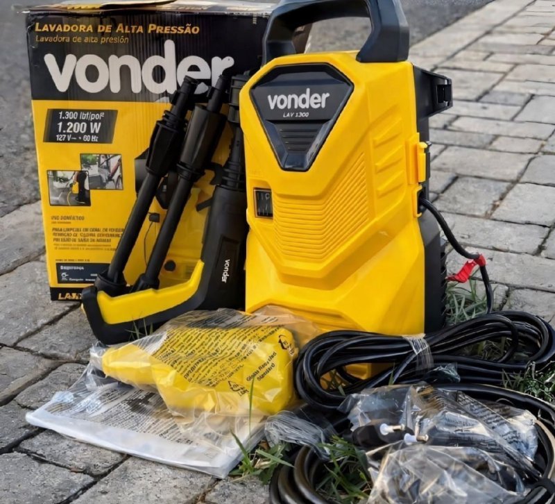 Lavadora De Alta Pressão Vonder Leve Lav 1300 90bar - Cor Amarelo-Preto