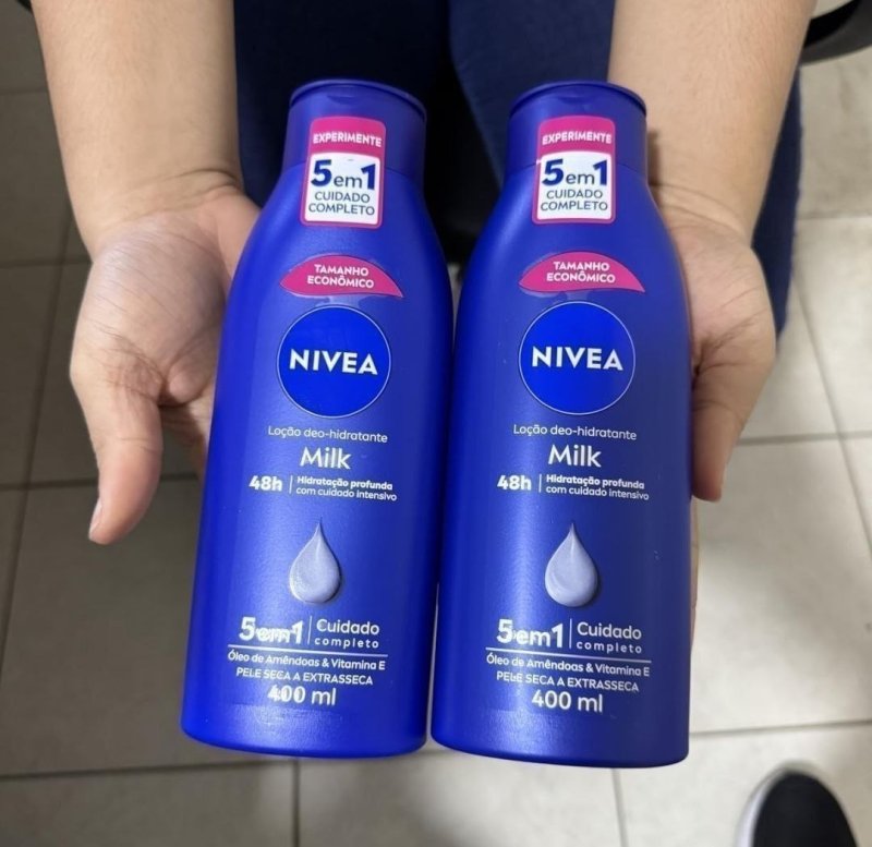 NIVEA Kit Loção Hidratante Milk Pele Seca a Extrasseca, 400ml
