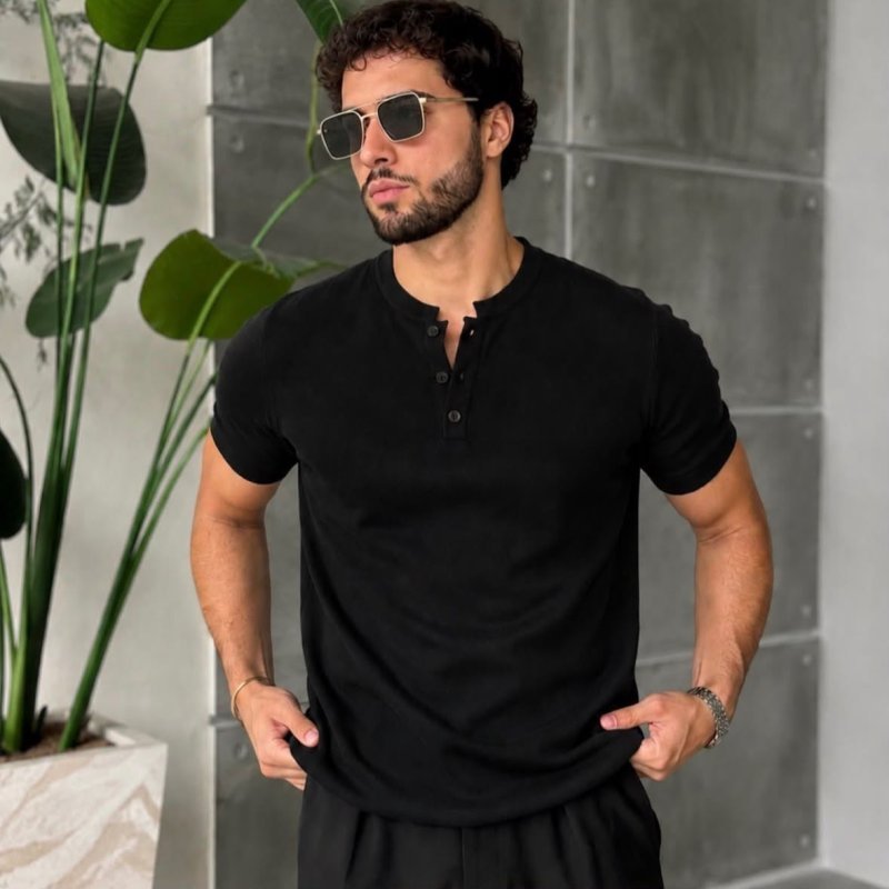 Camiseta Henley Masculina Anistia Fit Algodão Premium