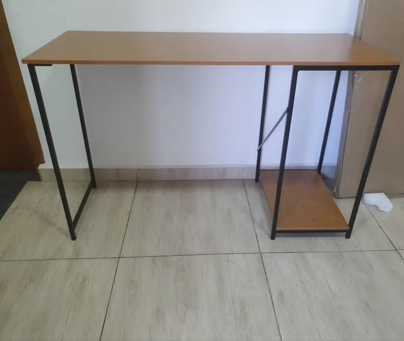Escrivaninha Gamer Industrial Maxído Brasil para Computador e Estudos