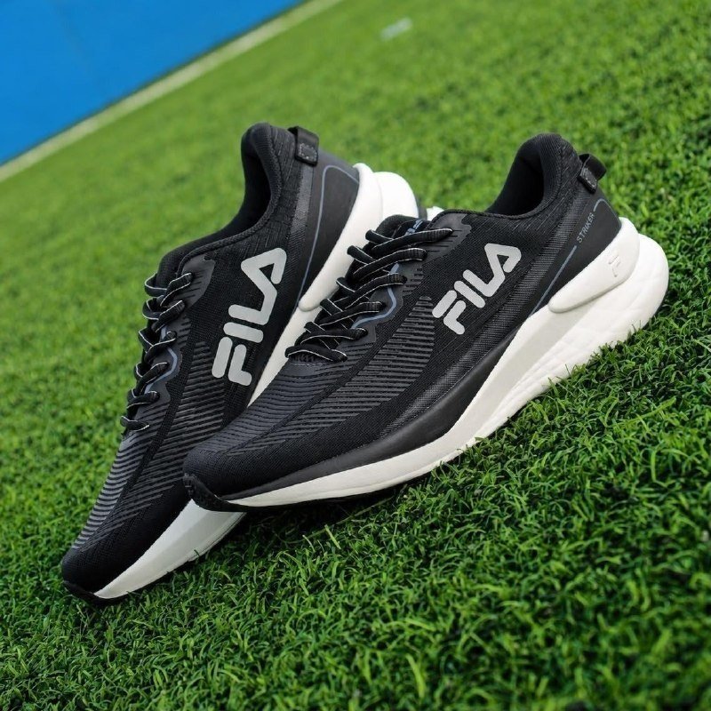 Tênis Fila Striker Preto + Frete Grátis