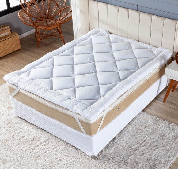 Pillow Top 400 Fios Toque de Plumas Casa Dona (Queen) + Frete Grátis