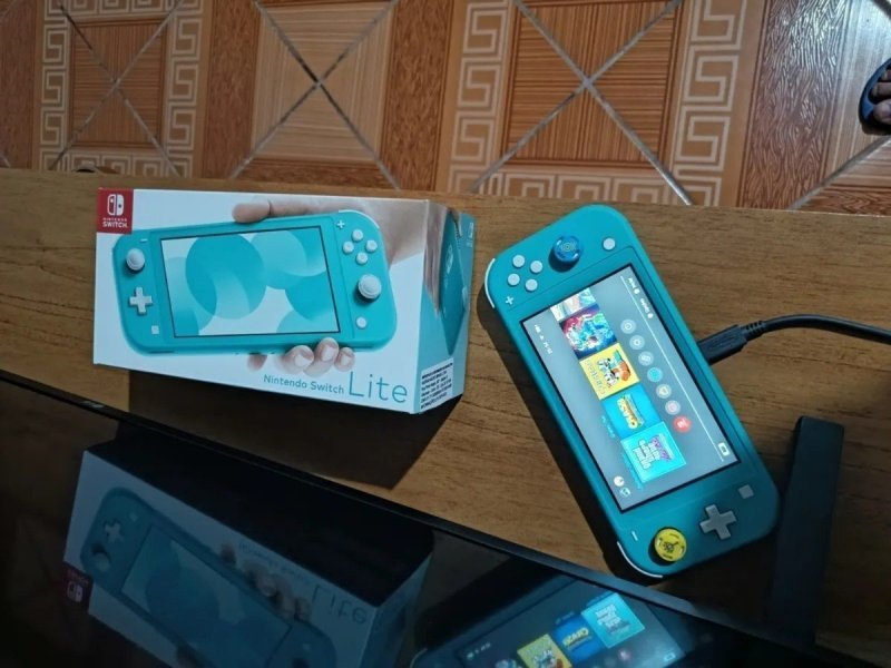 Console Nintendo Switch Lite 32gb Azul Turquesa Standard Tela 5,5'' Cor Azul-turquesa + Frete Grátis