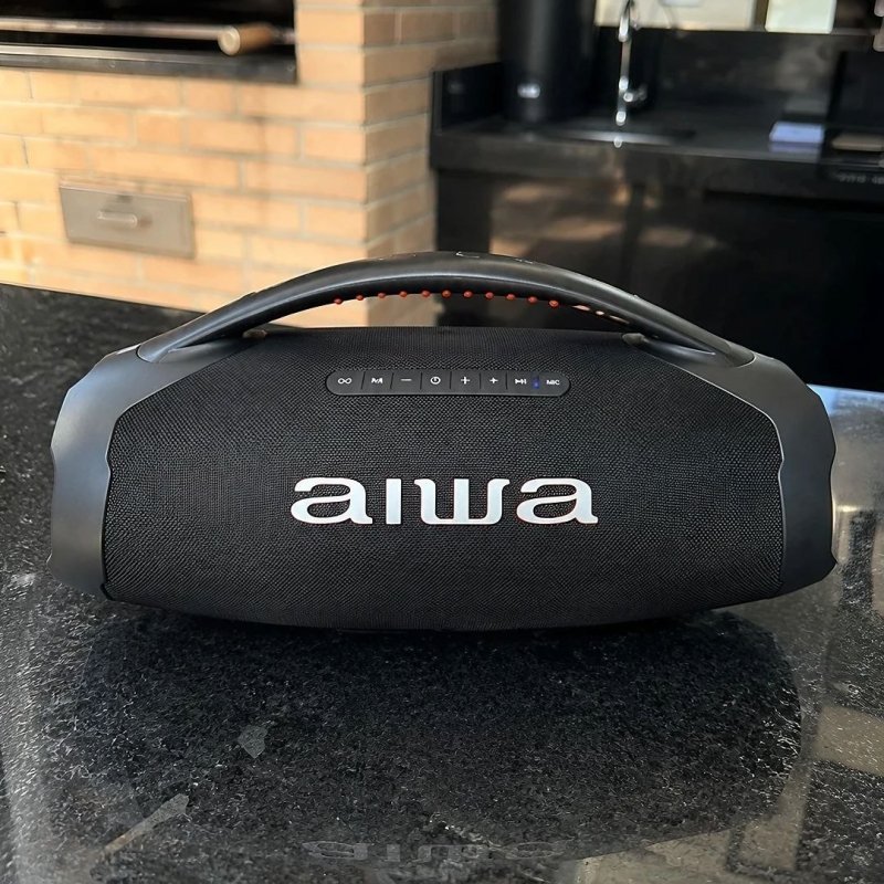 Caixa de Som Boombox Aiwa AWS-BBS-01B 200W IP66 30h de Bateria