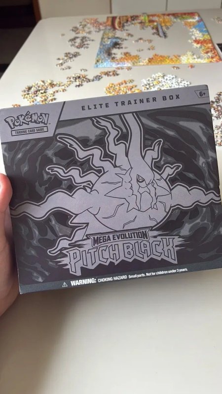 Jogo De Tabuleiro Pokémon Tcg Mega Evolution Pitch Black Eli + Frete Grátis