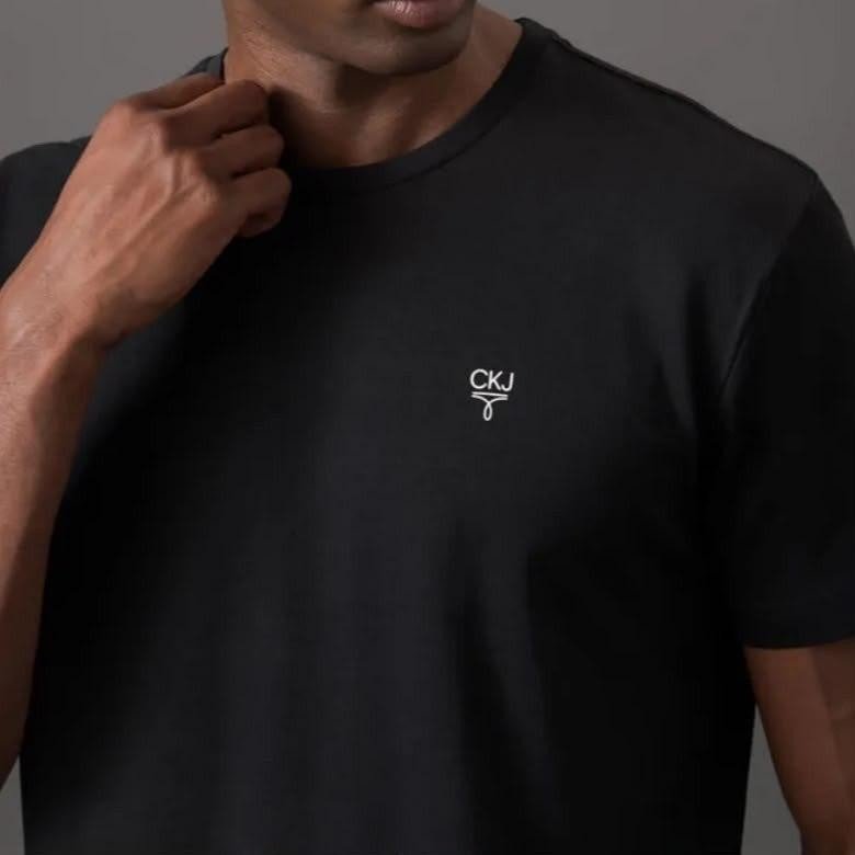 Camiseta Calvin Klein Jeans Light Omega Logo Preta Original