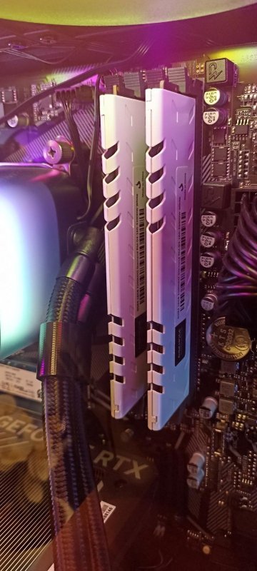 Memória RAM Rise Mode Diamond Series 16GB 3200MHz DDR4 para Desktop