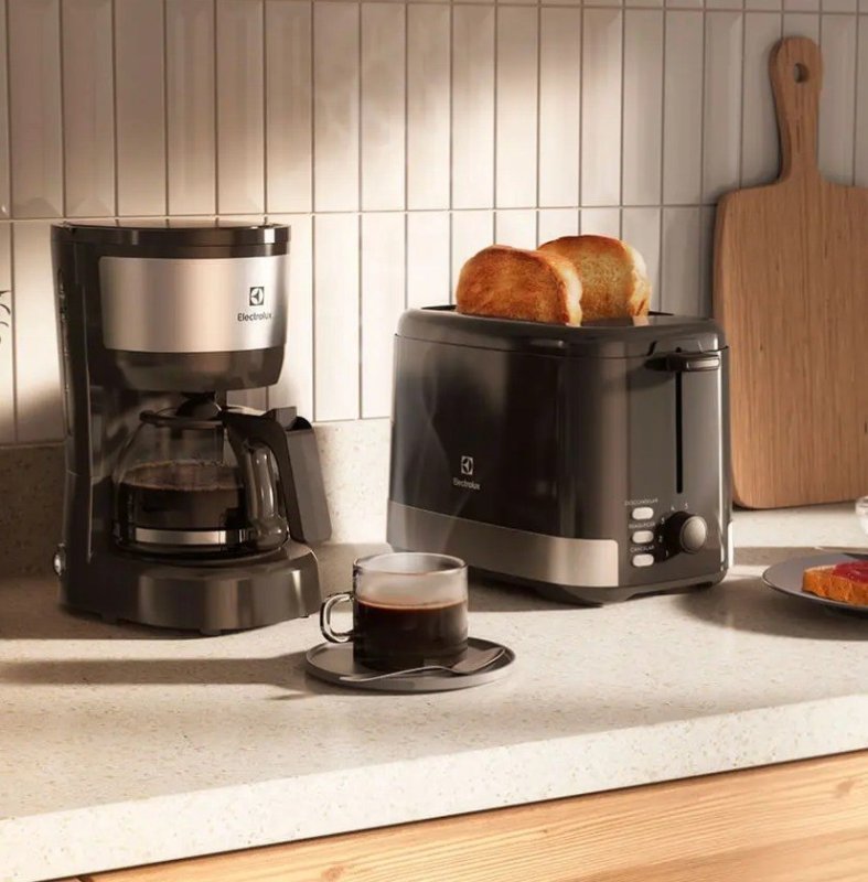 Cafeteira Elétrica Electrolux ECM10 + Torradeira Efficient ETS10