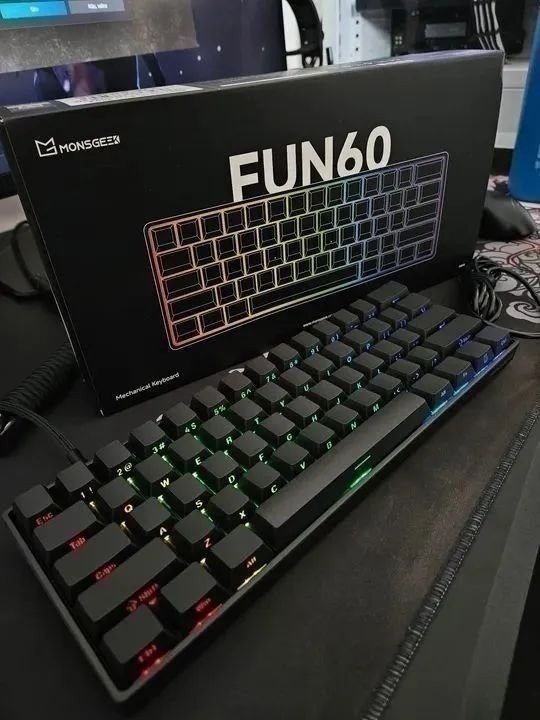 Teclado Magnético Akko MonsGeek Fun60 Pro Wired