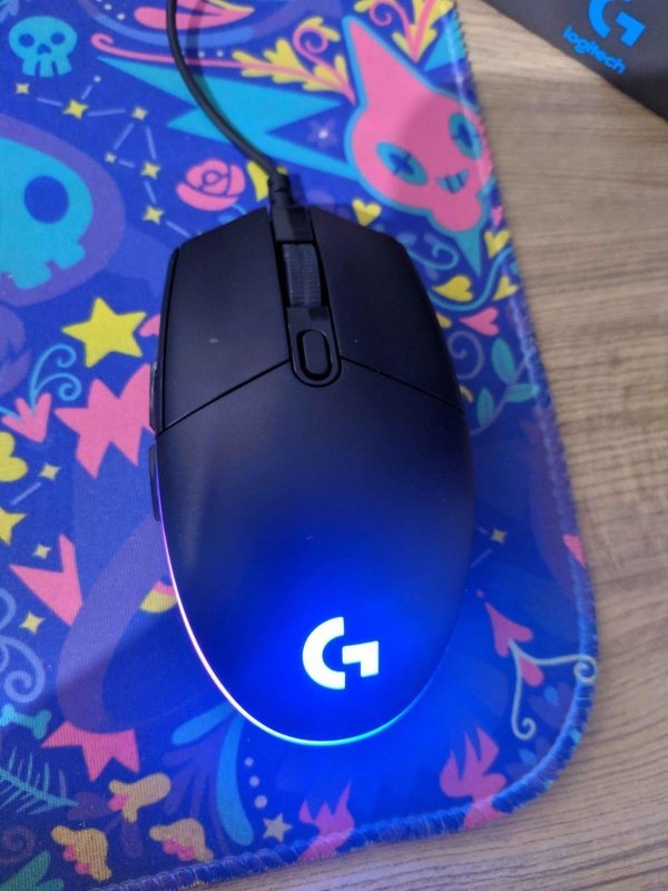 Mouse Gamer Logitech G203 LIGHTSYNC RGB