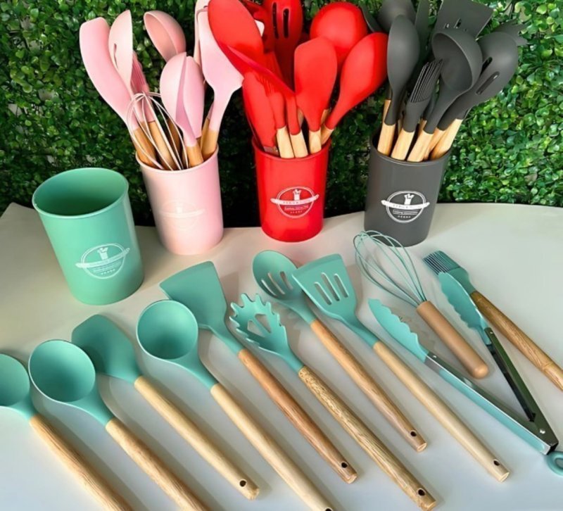 Kit 12 Utensílios de Cozinha — Várias Cores