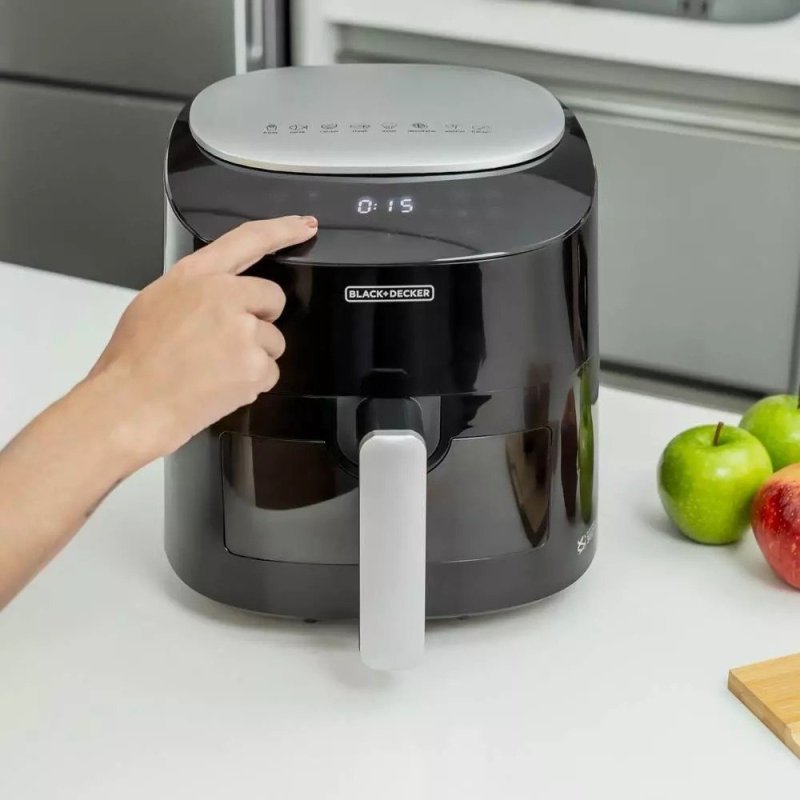 Black & Decker Fritadeira Air Fryer 4.5L AFMDV360 Preta 127V