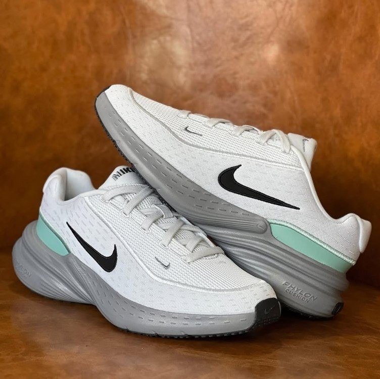 Tênis Nike Uplift Sc Masculino