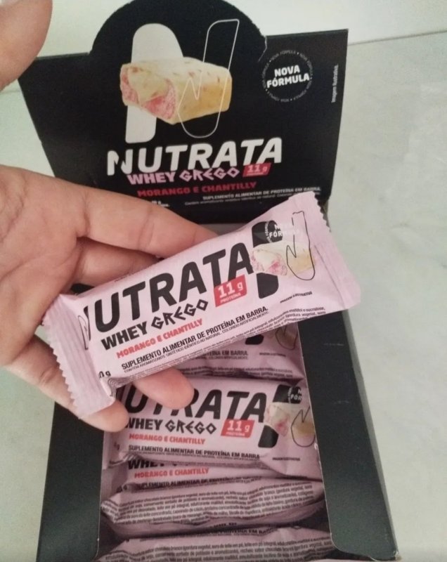 Barra Whey Grego 40g Display com 12 unidades Morango com Chantilly Nutrata