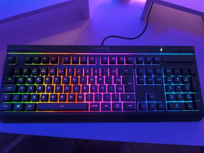 Teclado HyperX Alloy Core + Frete Grátis