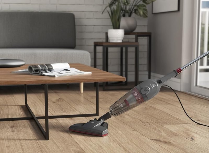 Aspirador de Pó Vertical Electrolux 2 em 1 STK15 1450W