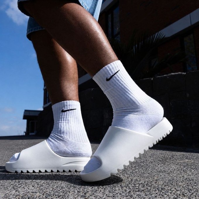 Chinelo Nuvem Slide Retro + Frete Grátis