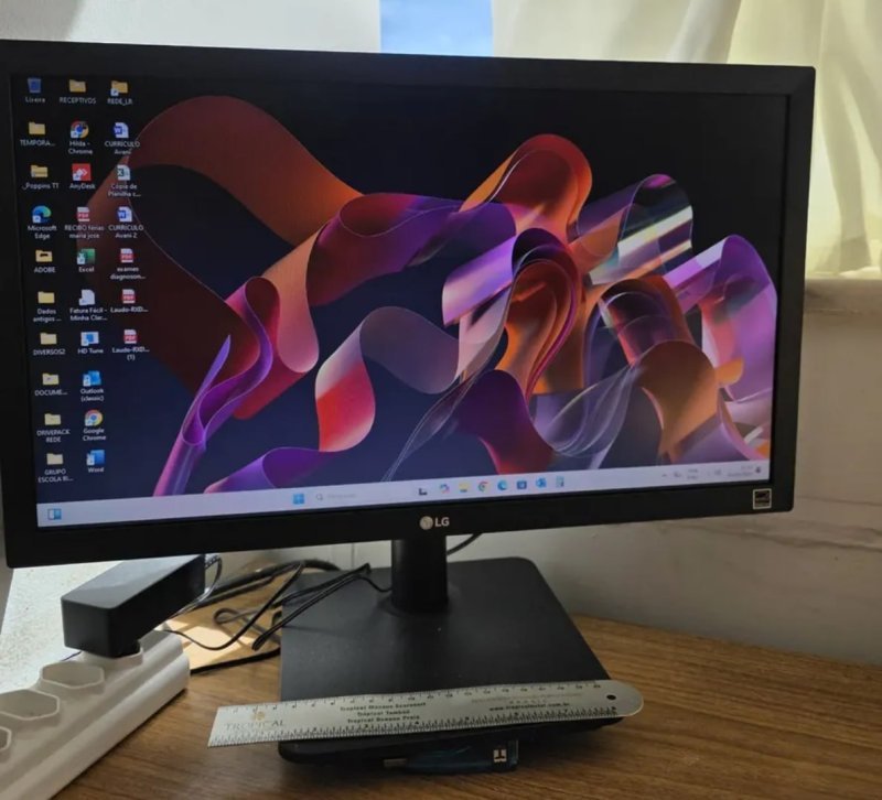 Monitor LG LED 20" 20U401A