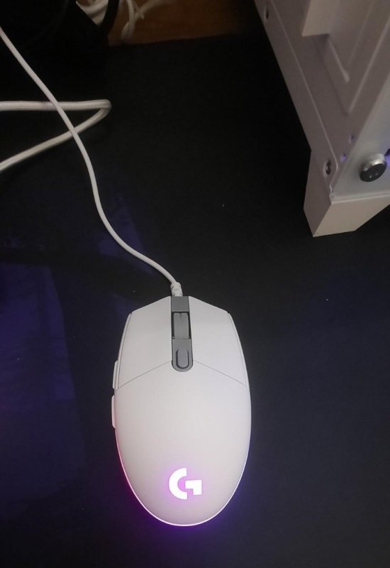 Mouse Gamer Logitech G203 LIGHTSYNC RGB - Branco