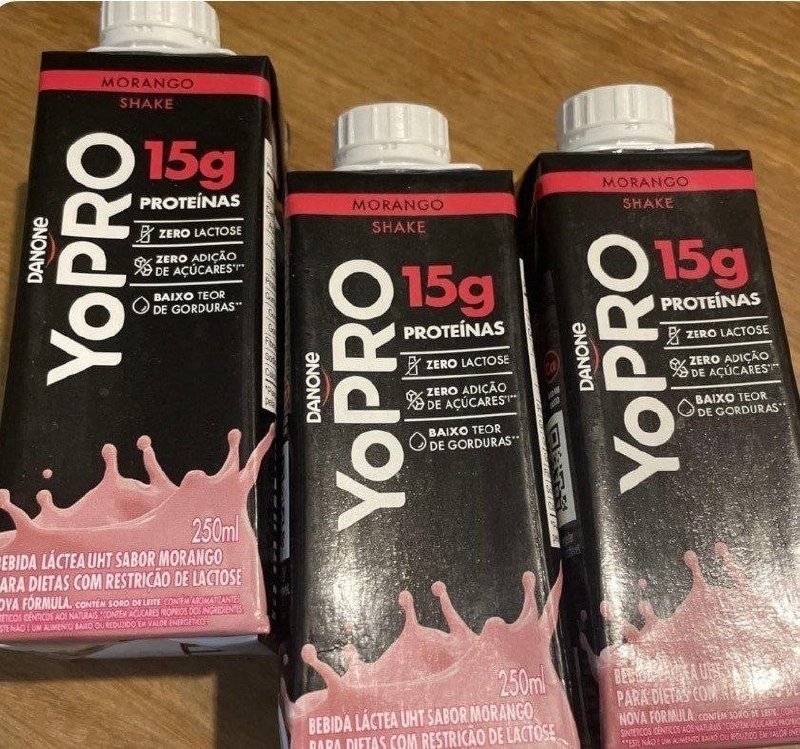 YoPRO Bebida Láctea UHT Morango – 15g de Proteínas (Pack com 12 unidades)