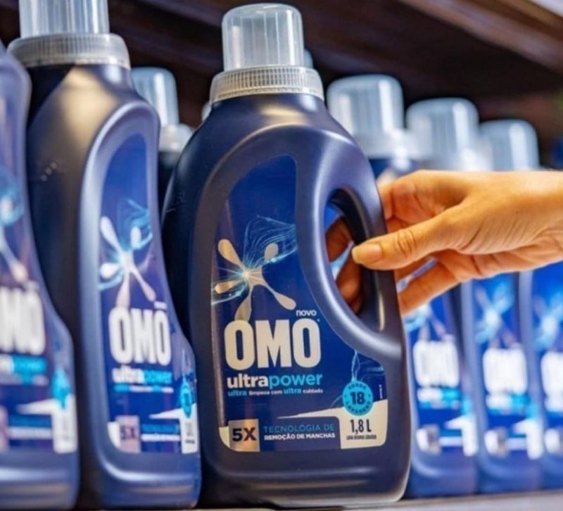 OMO Lava-Roupas Líquido Ultra Power Frasco 1,8L