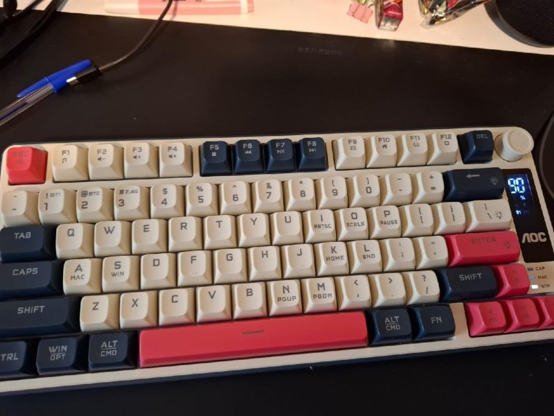 Teclado Gamer AOC GK280 70% RGB LED Rainbow Bluetooth 2.4 GHz USB-C + Frete Grátis