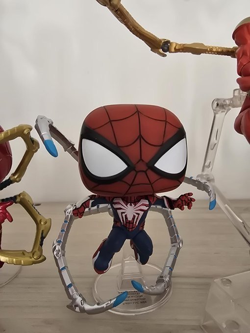 Candide Boneco Funko POP! Peter Parker Traje Avançado 2.0 Homem-Aranha 2 10cm + Frete Grátis