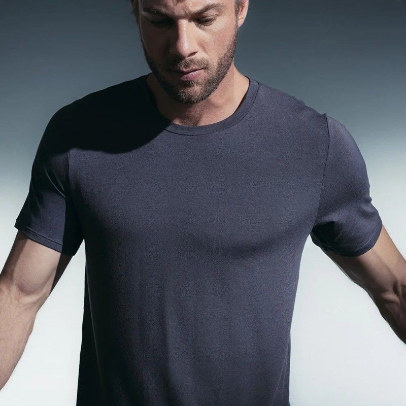 Daily T-shirt Insider