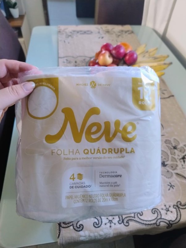 12 un. Papel Higiênico Neve Ultracomfort Folha Quádrupla 20m