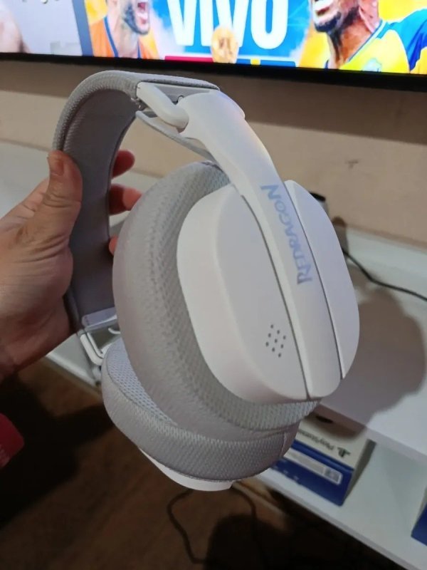 Fone de Ouvido Gamer Sem Fio Redragon Luce H888W Branco Com Microfone Removível + Frete Grátis
