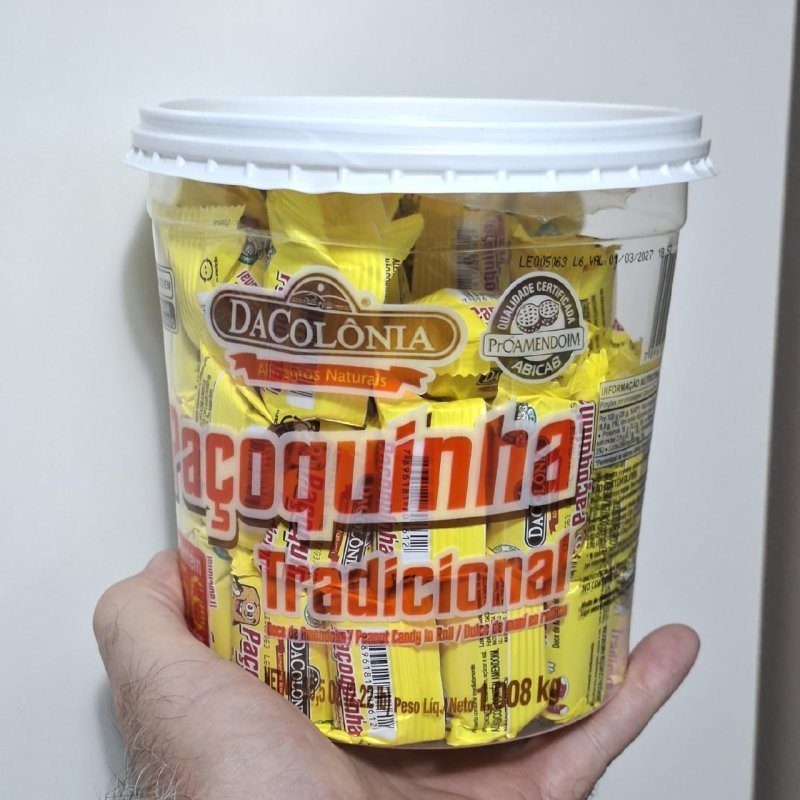 Colonia Paçoca Rolha Tradicional Balde 56 Unidades