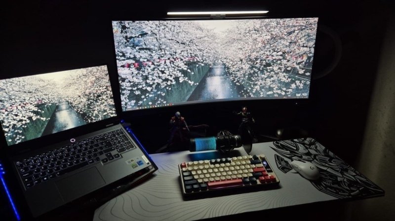 Mousepad Gamer Redragon Flick XL Special Edition Cypher Branco e Preto 400x900mm P032A