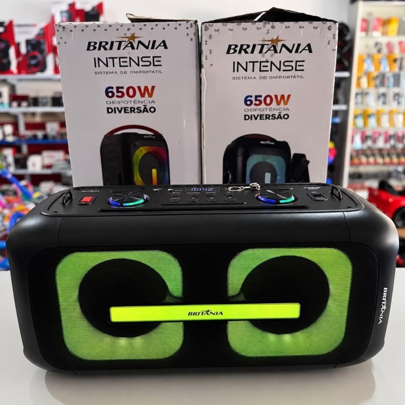 Caixa de Som Amplificada Britânia Flash Lights 650W BCX6801