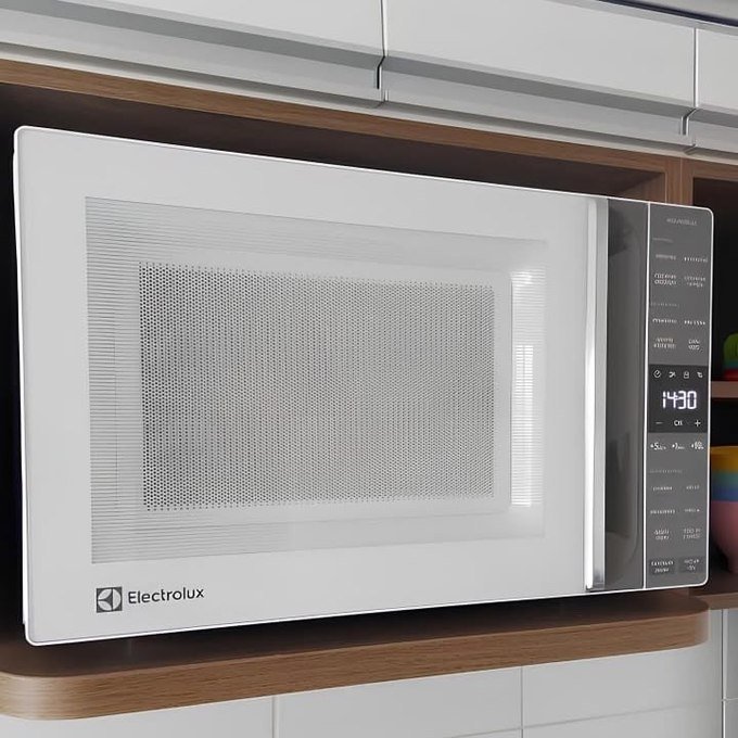 Micro-ondas Electrolux Efficient 36L 220V + Frete Grátis