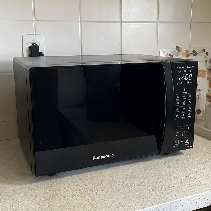 Microondas Panasonic Dupla Refeição 34L Black Glass - NN-ST66NBRU