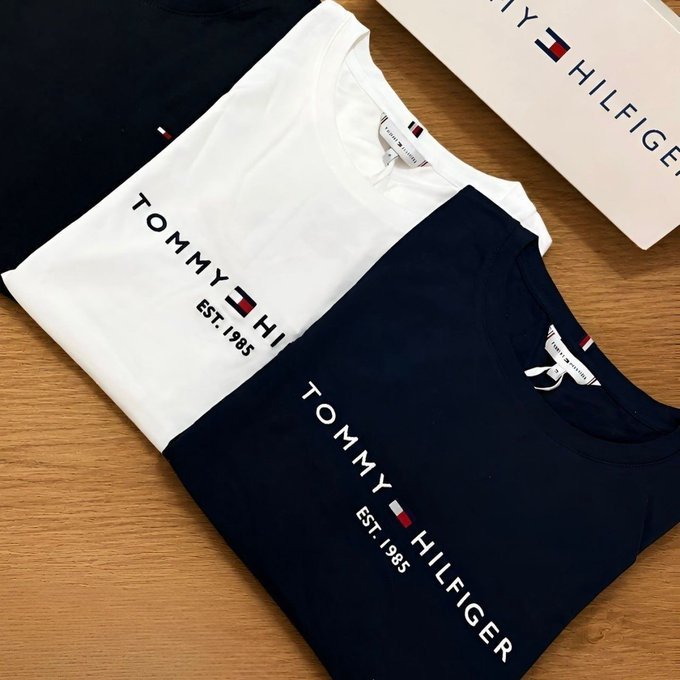 Camiseta Tommy Hilfiger Logo Est 1985 + Frete Grátis