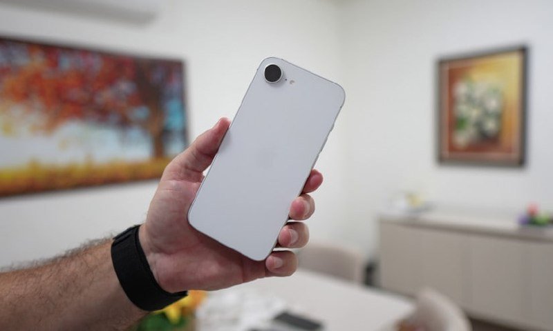 Apple iPhone 17e 256GB