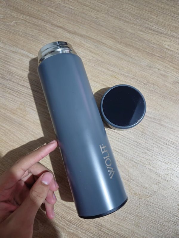 Garrafa Térmica de Aço Inox com Termômetro em LED 500ml Verde