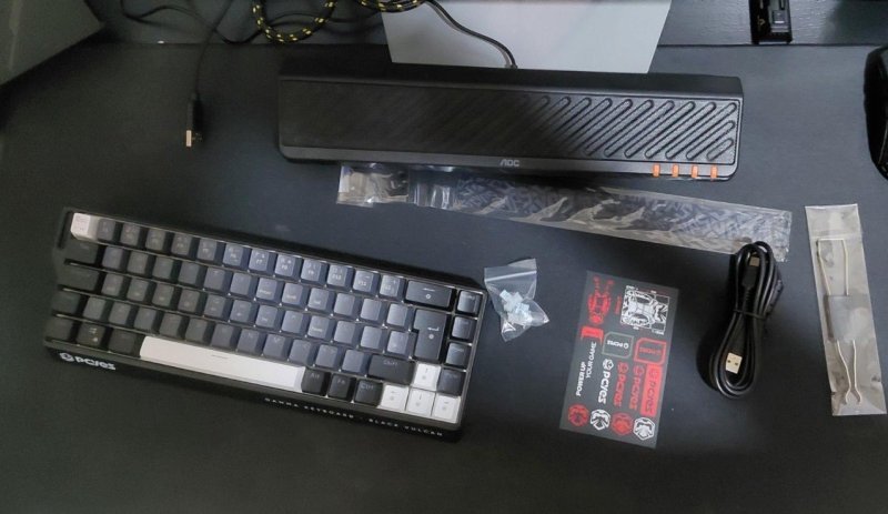 TECLADO MAGNÉTICO PCYES GAMMA BLACK VULCAN 8000HZ USB RAPID TRIGGER 0,01MM - LED RGB