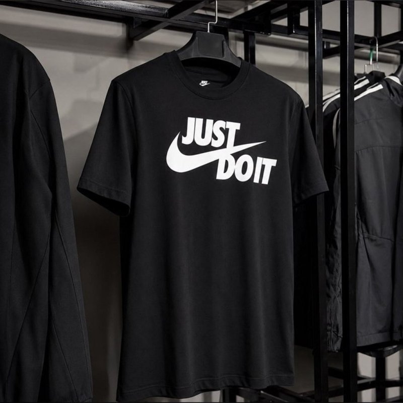 Camiseta Nike Sportswear Just Do It Masculina