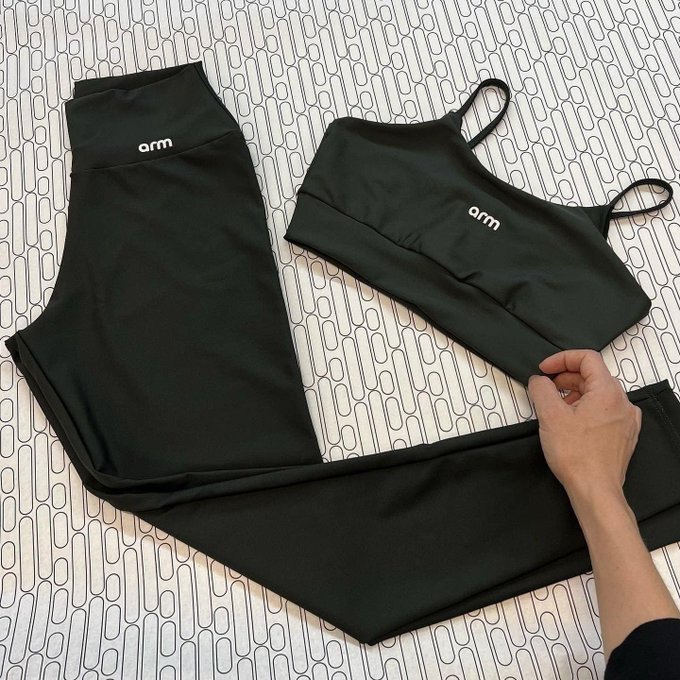 Conjunto Fitness Compact Top e Legging Arm