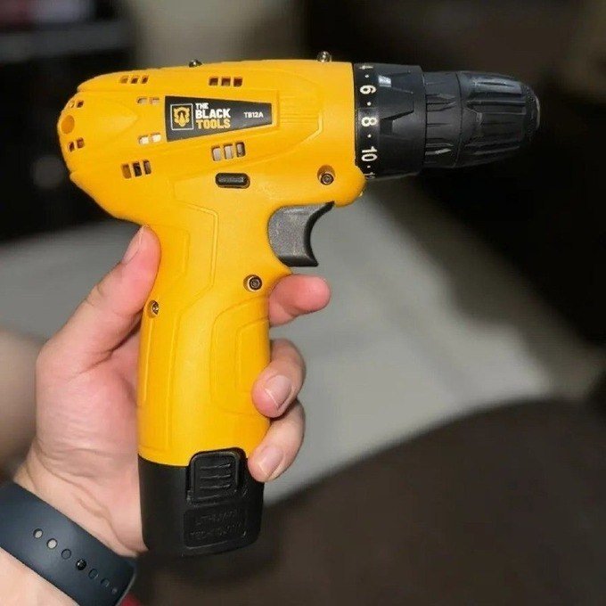Parafusadeira Furadeira The Black Tools TB12A + Frete Grátis