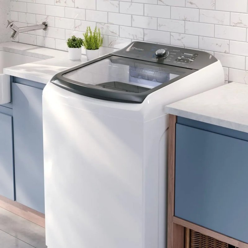 Lavadora de roupas Electrolux Efficient Lee18 18kg com cesto inox (127v ou 220v)